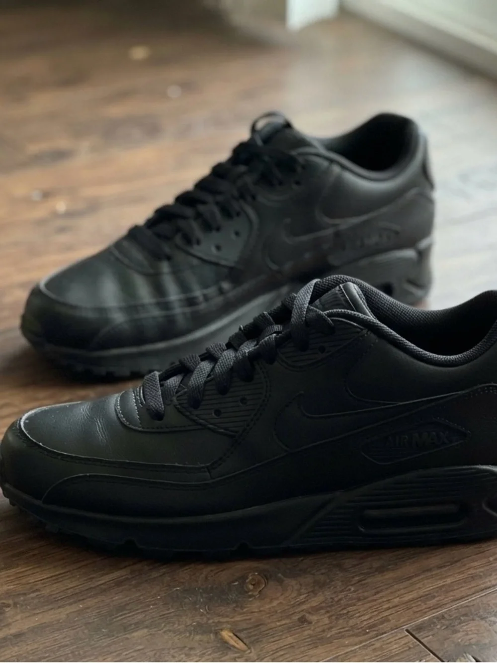 Nike Air Max Pro Sneakers Size 7Y - Blackout   🔥Great condition
